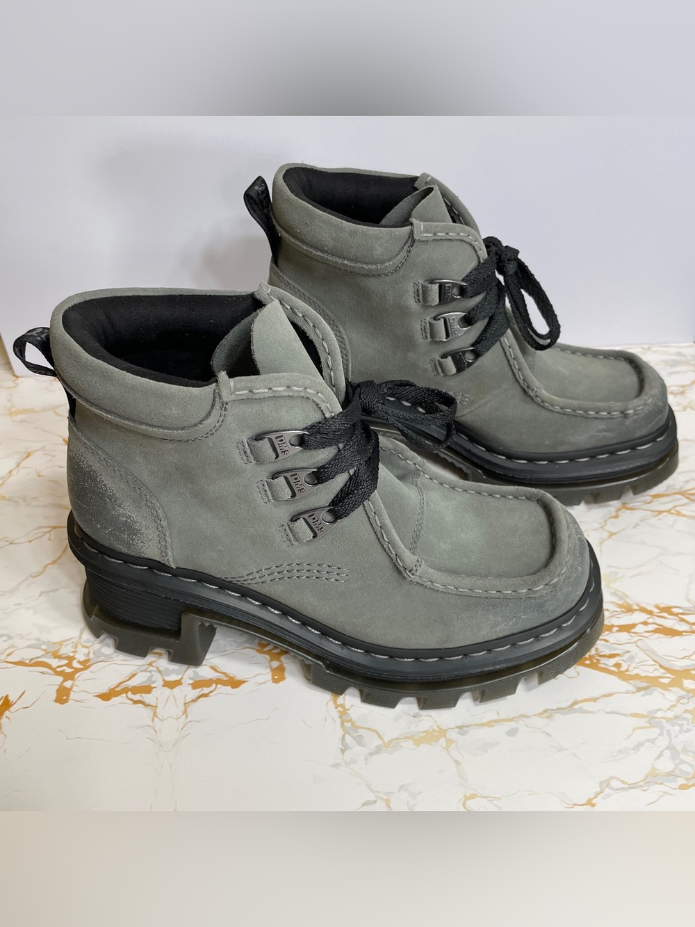 Dr Martens Corran 3-Eye Suede Heeled Boots Grey Sz 9 Waxy Suede Waterproof NWOB
